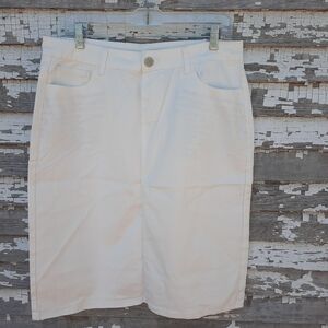 NWT Inherit Co | White Modest Camilla 26 inch‎ 
Midi Skirt Plus Size 22